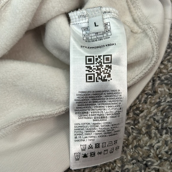 5/$25 Guess NWOT men’s slim fit crewneck sweatshirt size large - Picture 6 of 10